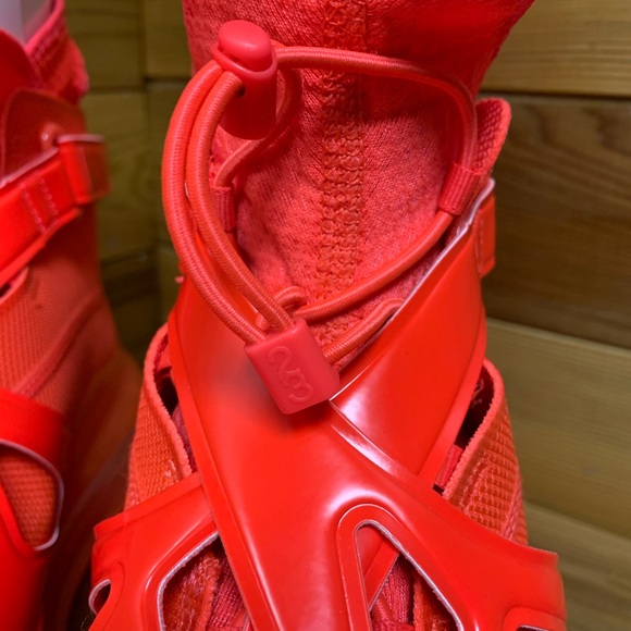 Nike Jordan Air Latitude 720 Bright Crimson Neon - Picture 7 of 16